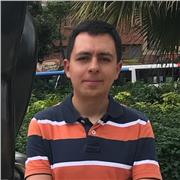 Profesional en microbiología con disposición para dar clases a jóvenes de colegio y de universidad